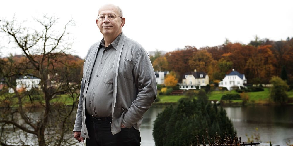 Jyske kommuner præsterer bedre i benchmark på grund af "jordbundethed", skriver Henrik Christoffersen, forskningschef i CEPOS. Her fotograferet i sit hjem i Holte. (