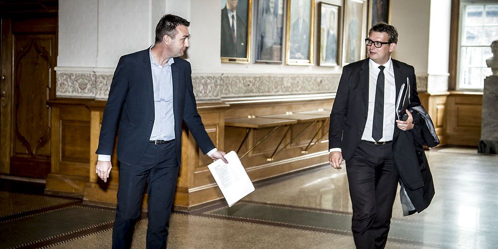 (Arkiv) Fungerende beskæftigelsesminister Troels Lund Poulsen (V) og beskæftigelsesordfører Leif Lahn Jensen (S) har arbejdet tæt sammen om beskæftigelsespolitikken i de seneste fire år. De kan mødes igen i et Beskæftigelsesudvalget i den kommende valgperiode.  (