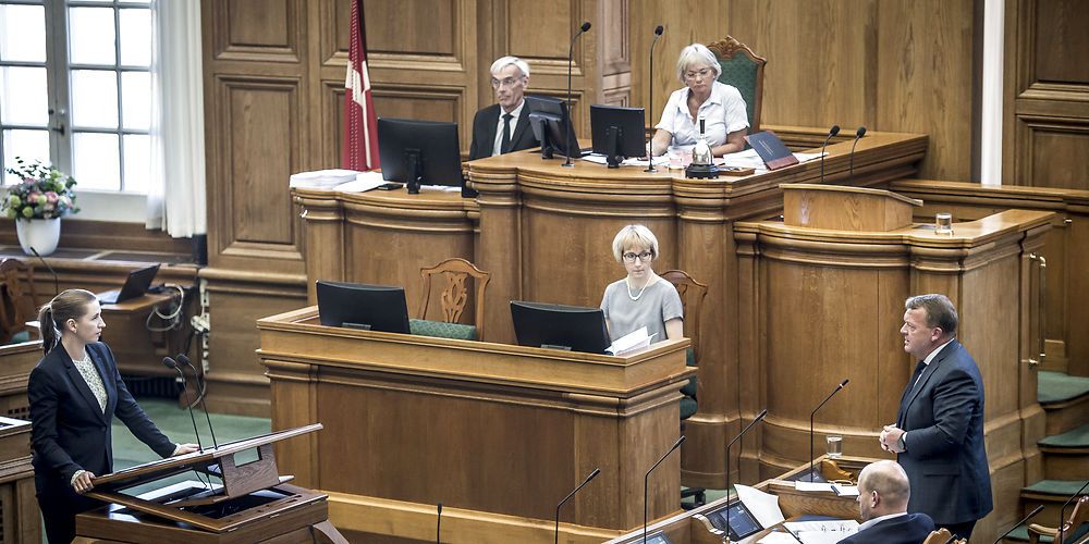 (ARKIV) Jyllands-Posten dropper meningsmålinger, fordi de var forkerte. (