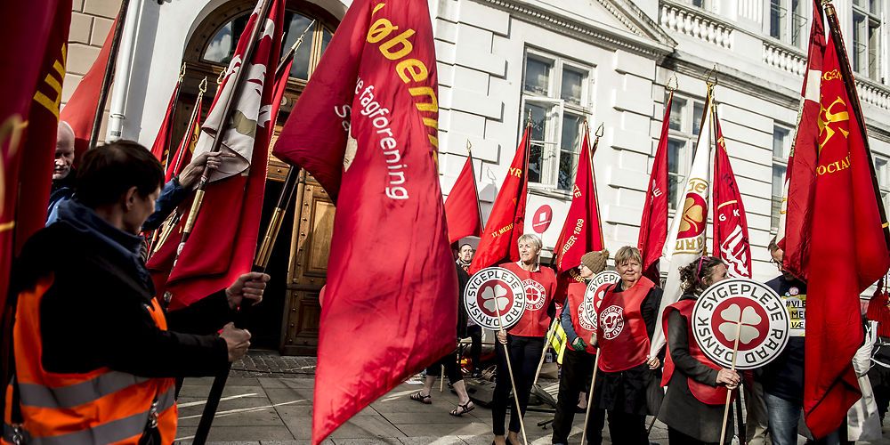 (ARKIV) Demonstration foran Forligsinstitutionen i København, i forbindelse med de offentlige ansattes overenskomstforhandlinger i juni 2018. (