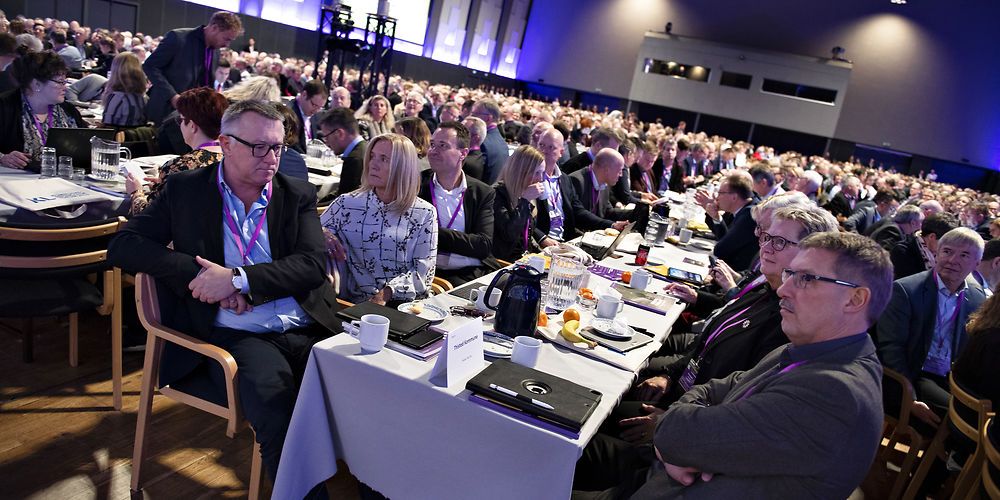 Deltagere ved KL's Kommunaløkonomisk Forum, kan glæde sig over, at en samlet oppossition bekræfter et opgør med det såkaldte moderniserings- og effektiviseringsprogram.(