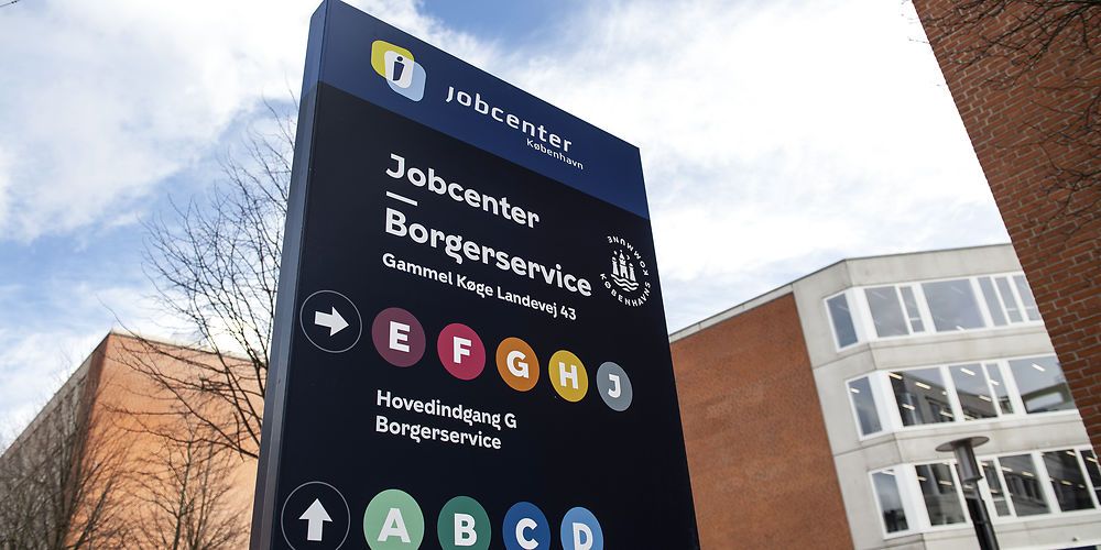 (Arkiv) Forslag om store besparelser på jobcentre er blevet en del af valgkampen. (