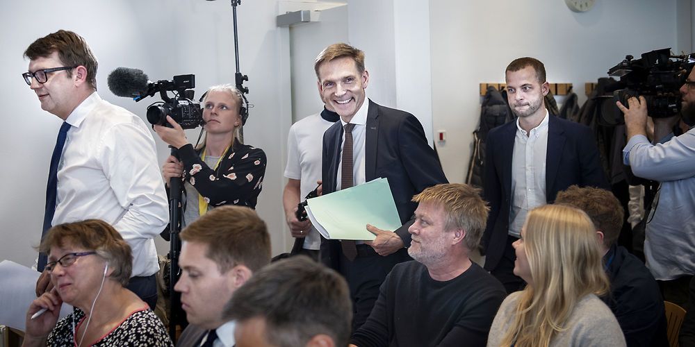 Så glade var de, da de præsenterede den ny seniorpension. Forrest er det beskæftigelsesminister Troels Lund Poulsen (V), så Dansk Folkepartis formand Kristian Thulesen Dahl og til sidst Det Radikale Venstres Morten Østergaard. (