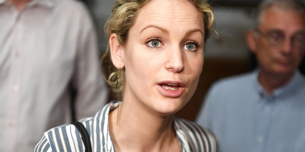 Pernille Skipper fra SF enhedslisten ankommer til regeringsforhandlinger med Socialdemokratiet på Christiansborg.  (