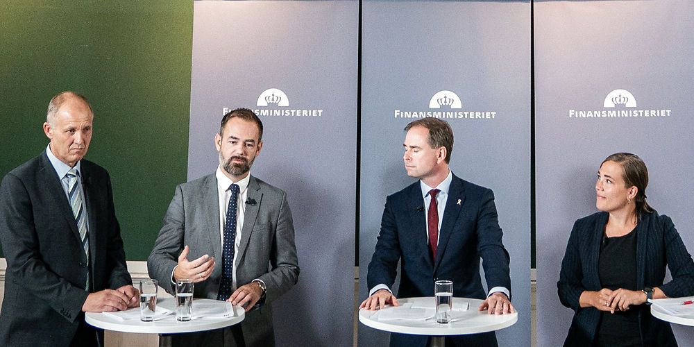 KL formand Jacob Bundsgaard (S) endte med at udtale, at kommuneaftalen sikrede uændret velfærd, men han havde reelt truet finansminister Nicolai Wammen og social - og indenrigsminister Astrid Krag med at beskylde regeringen for at skære i velfærden stik imod valgløfterne hvis ikke regeringen gav kommunerne markant flere penge i 2020. (