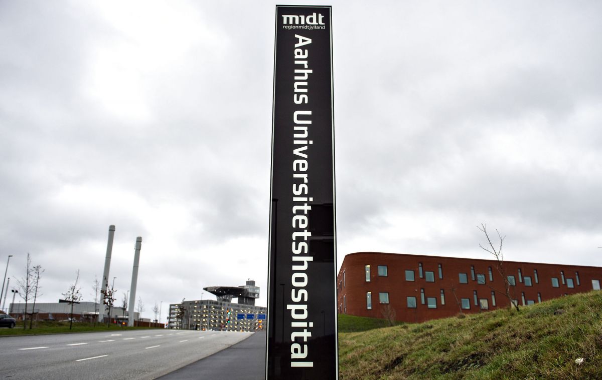 Aarhus Universitetshospital slipper man for at spare 275 millioner kroner fra 2020 og frem. Men på supersygehuset i Skejby er der alligevel kun behersket optimisme.