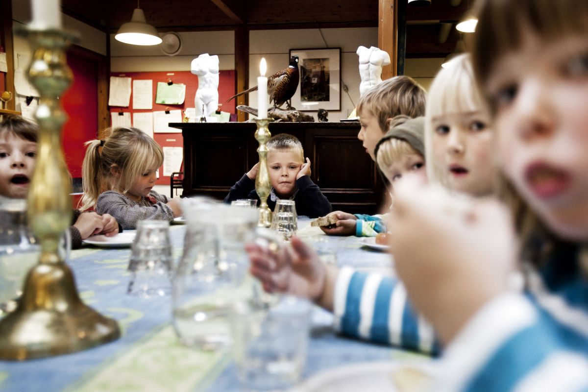 Forældre til børn i daginstitutioner og skoler forener sig i forældreforeningen FOLA, der ifølge BUPL snart bliver en kommunalpolitisk magtfaktor.