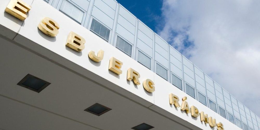 Esbjerg Kommune har blot brugt 160 timer på at finde de udlændinge, som ved en fejl stod opført i kommunens CPR-register. (