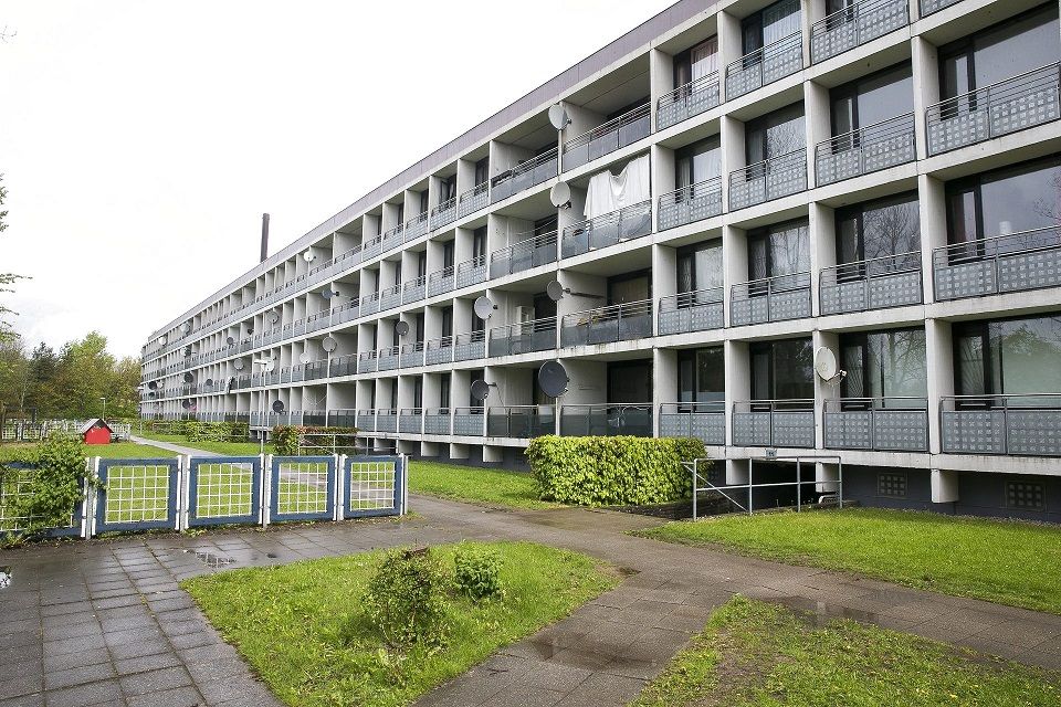 I Odense og København stiller boligforeninger og kommuner nu krav til indkomst og uddannelsesniveau hos ansøgere, der gerne vil bo i områder med risiko for at blive ghetto og hård ghetto.
