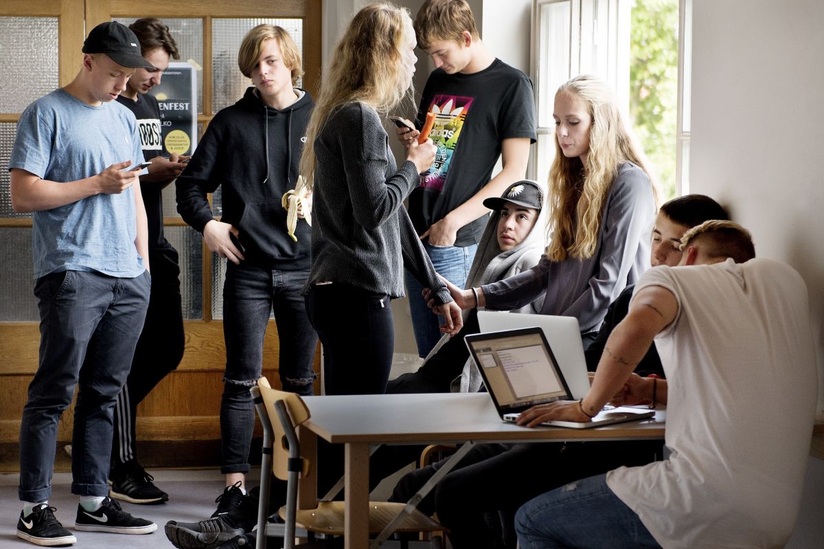 Danske Regioner vil sammen med Danske Gymnasier gerne lægge loft på de mest populære gymnasiers optag og lave nye distrikter og modeller for at redde omegnsgymnasierne.