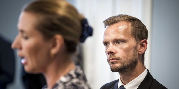 Beskæftigelsesminister Peter Hummelgaard vil fokusere på ressourceforløb, når han skal rette op på førtidspensions- og fleksjobreformen, som statsminister Mette Frederiksen (S) stod bag i sin tid som beskæftigelsesminister i 2012.