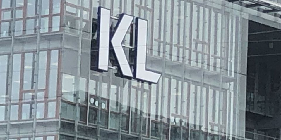 Det lykkedes ikke landets borgmestre at finde en løsning på en truende bøde til alle kommuner på cirka 50 kroner på indbygger på grund af stigende kommuneskatter i strid med økonomiaftalen.