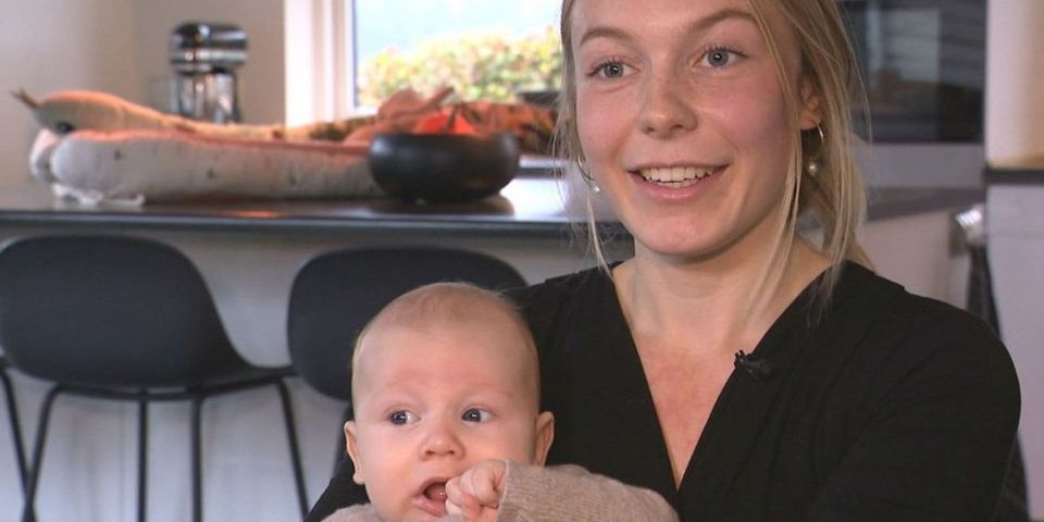 77.000 kroner om året for at passe sit eget barn. Det er sandsynligvis fremtiden for mange familier i Skanderborg. En af dem er Mathilde Klare Filholm