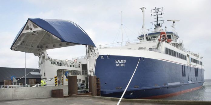 Borgmesteren på Samsø frygter, at manglen på bopælspligt vil presse huspriserne op i et leje på Samsø, så fastboende ikke har råd til at købe et hus.