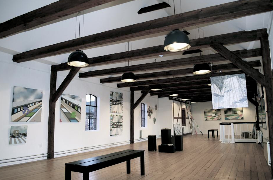 Poul Erik Bech, står både bag Varde Farten og kunsthal vARTe i Varde, der fungerer som galleri, udstillingssted og  residency for professionelle kunstnere fra ind- og udland.

