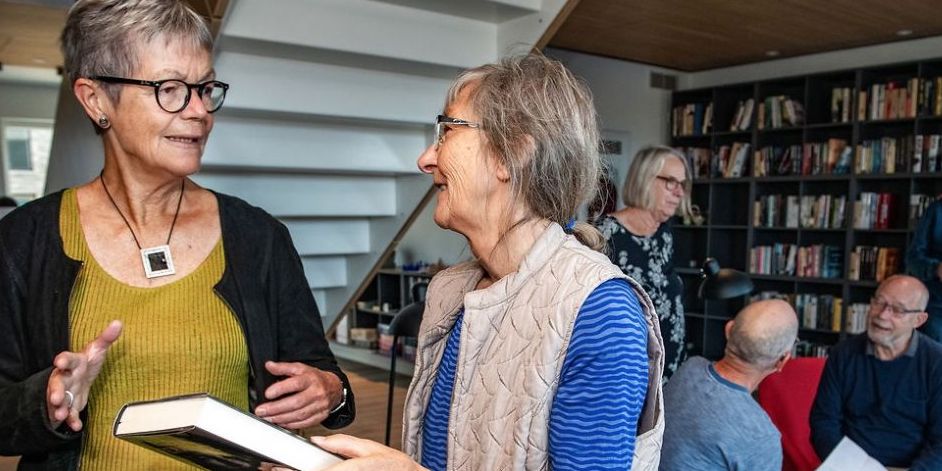 Seniorfælleskabet Kamelia hus har også fælles bibliotek.