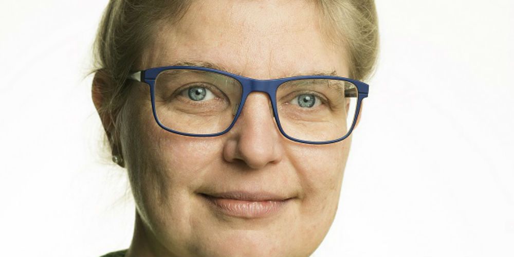 Formand for HK Stat Ulla Moth-Lund Christensen undrer sig over, at en regel, der beskytter a-kassemedlemmer, der udsættes for vold i hjemmet, blev fjernet i 2017. (