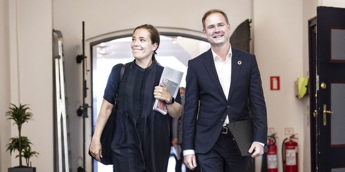 Finansminister Nicolai Wammen (S) og social- og indenrigsminister Astrid Krag (S)