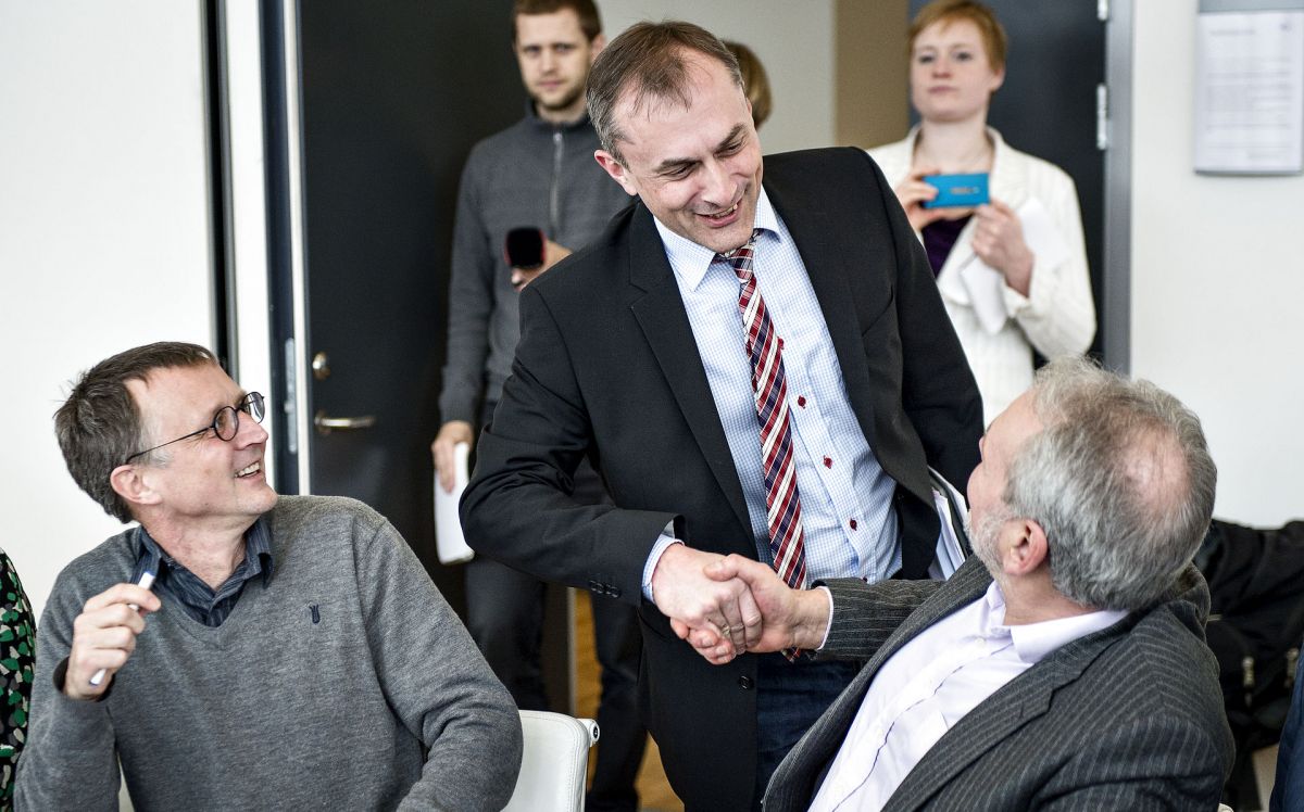 Formand for Løn- og Personaleudvalget i Kommunernes Landsforening (KL), Høje Taastrups borgmester, Michael Ziegler (K) er ligesom FOA helst fri for den hjælpende hånd fra Christiansborg.