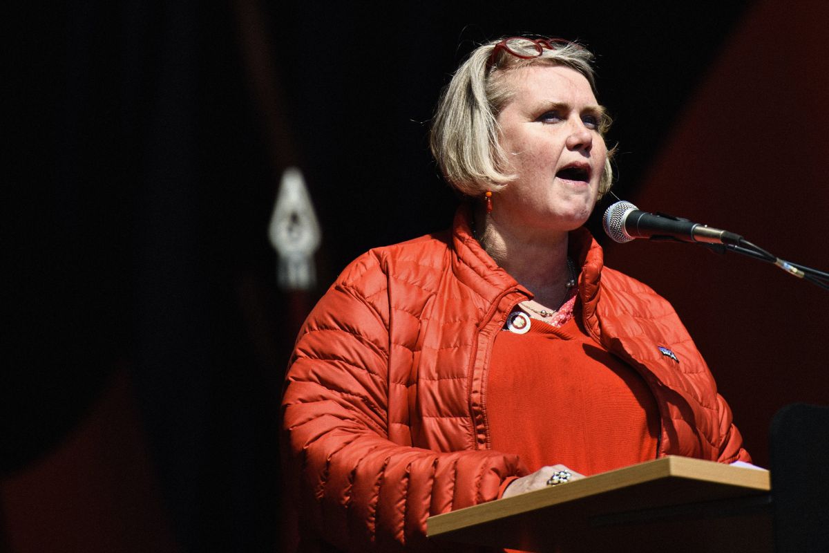 I følge fortrolig rapport, som Ekstra Bladet har fået adgang til, har Vibeke Westh som kredsformand brugt af medlemmernes penge til privat taxakørsel.