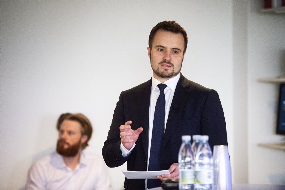 Erhvervsminister Simon Kollerup (S) håber, at ny investeringsaftale kan give nystartede danske virksomheder mulighed for at vokse. (Arkivfoto)
