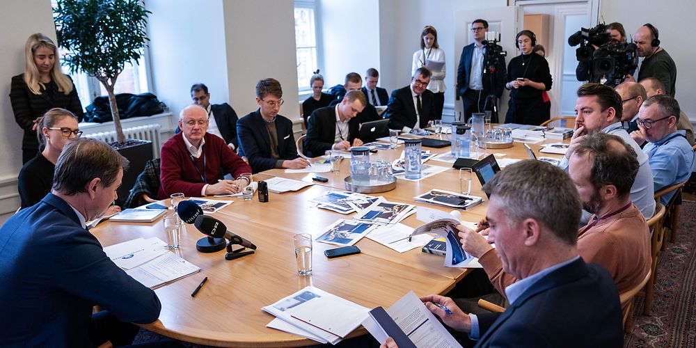 Embedsmændenes advarsler om behovet for påpasselighed i finanspolitikken varsler om Smalhans i den offentlige sektor i 2021.