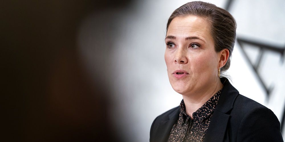 Endemålet for socialpolitikken skal ikke altid være beskæftigelse, skriver social- og indenrigsminister Astrid Krag (S).