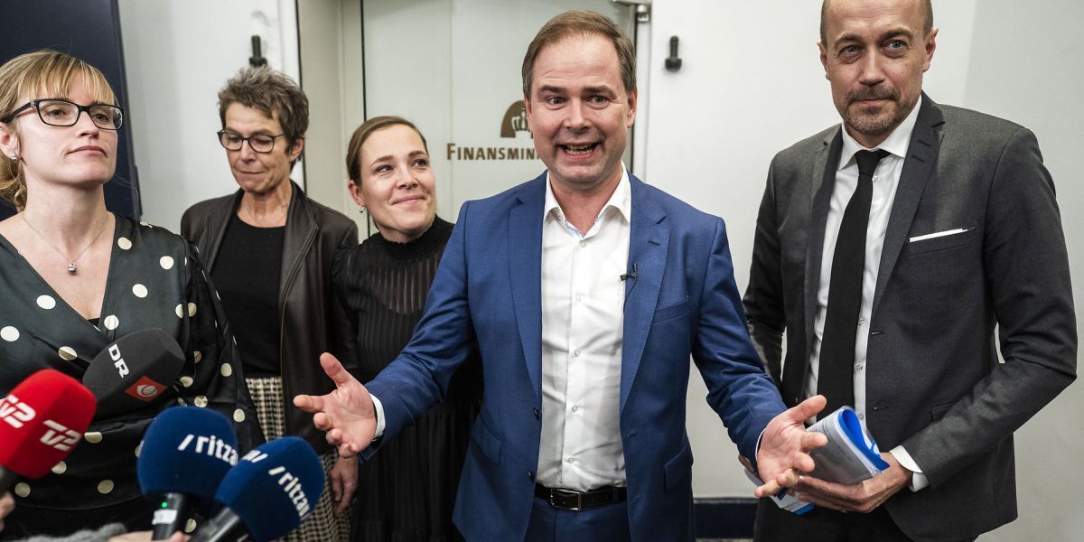 Regeringen, repræsenteret ved Nicolai Wammen, Astrid Krag og Magnus Heunicke, samt Stephanie Lose fra Danske Regioner samt Grete Christensen fra Dansk Sygeplejeråd fortæller om aftale om udmøntningen af de penge, der blev sat af på finansloven til 1000 flere sygeplejersker, i Finansministeriet fredag den 10. januar 2020.