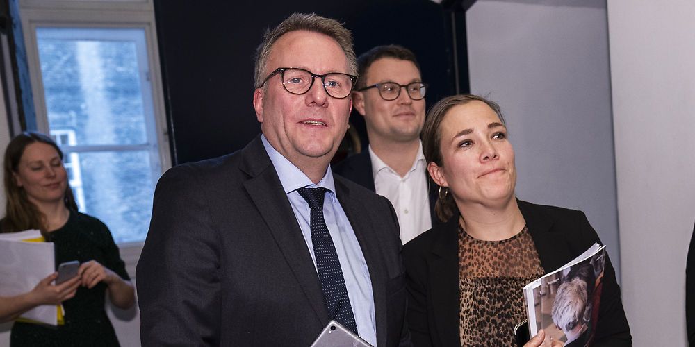 Reageringen har af ukendte årsager i over en uge hemmeligholdt en vigtig korrektion i tallene for effekten af udligningsreformen for de enkelte kommuner. Den betyder, at borgmestre i 33 kommuner har kommenteret på de forkerte tal.
