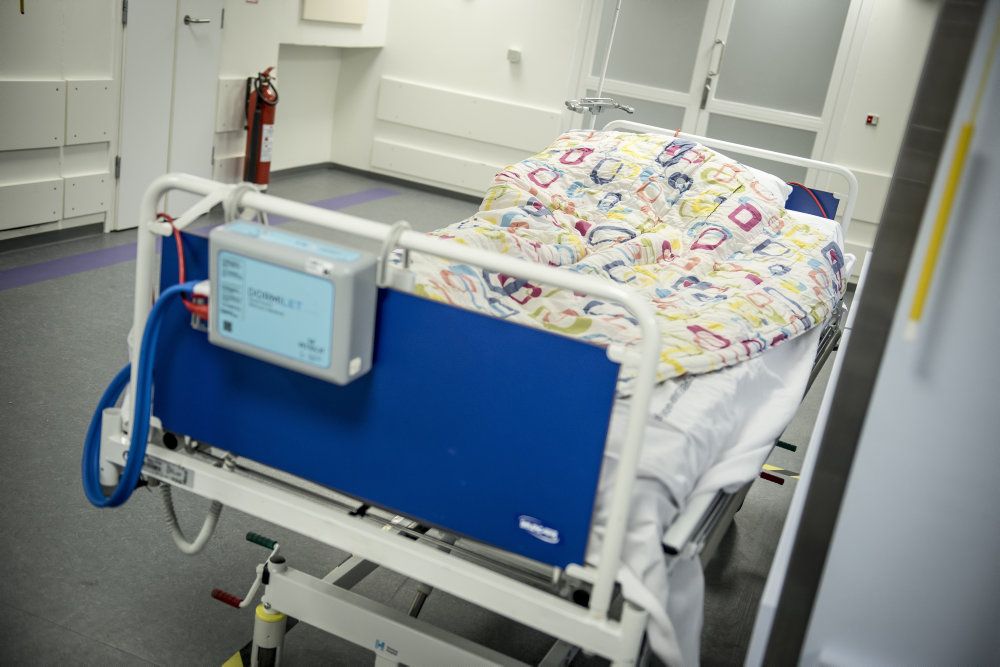 Enhedslisten vil have sundhedsministeren til at redegøre for, hvordan han vil sikre, at dagligdagens krav på sygehusene ikke går ud over patienterne, sådan som Arbejdstilsynet har påvist. (Arkivfoto)