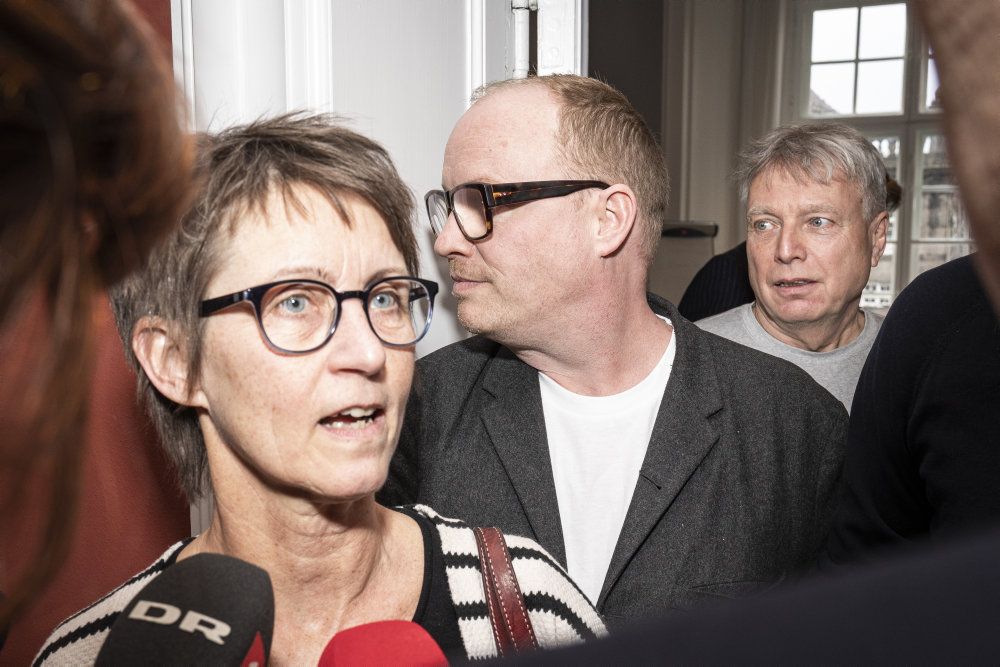 Susanne Zimmer,gruppeforperson i Alternativet, taler med pressen efter partiets gruppemøde på Christiansborg. På dagsordenen var blandt andet de hårde beskydninger mod Josephine Fock, som er kommet fra i en artikel i Information.
