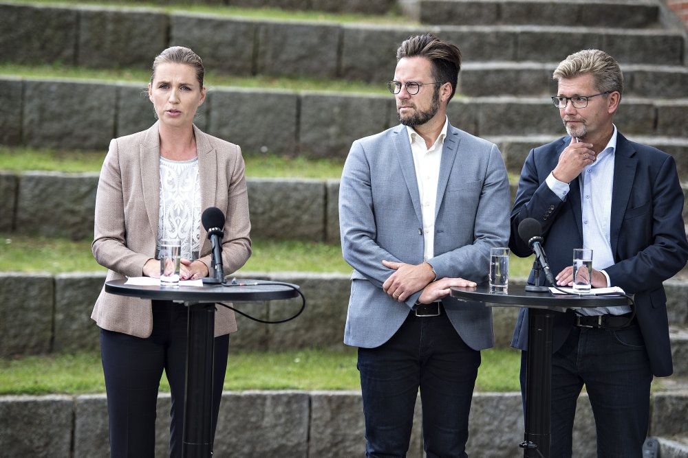 Statsminister Mette Frederiksen (S) beklagede tirsdag angrebsmail. Og et af hovedkravene om udlændinge blev indfriet fredag af finansministeren, hvilket ærgrer Odense-borgmester Peter Rahbæk Juel.