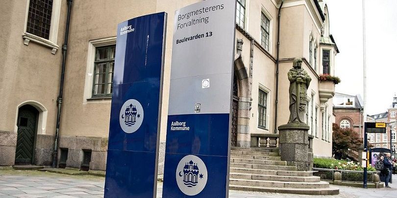 En ændring af Aalborgs mellemformstyre vil indskrænke de enkelte udvalgs indflydelse og give kommunaldirektøren alt for meget at lave, mener rådmand Hans Henrik Henriksen. (Arkivfoto)