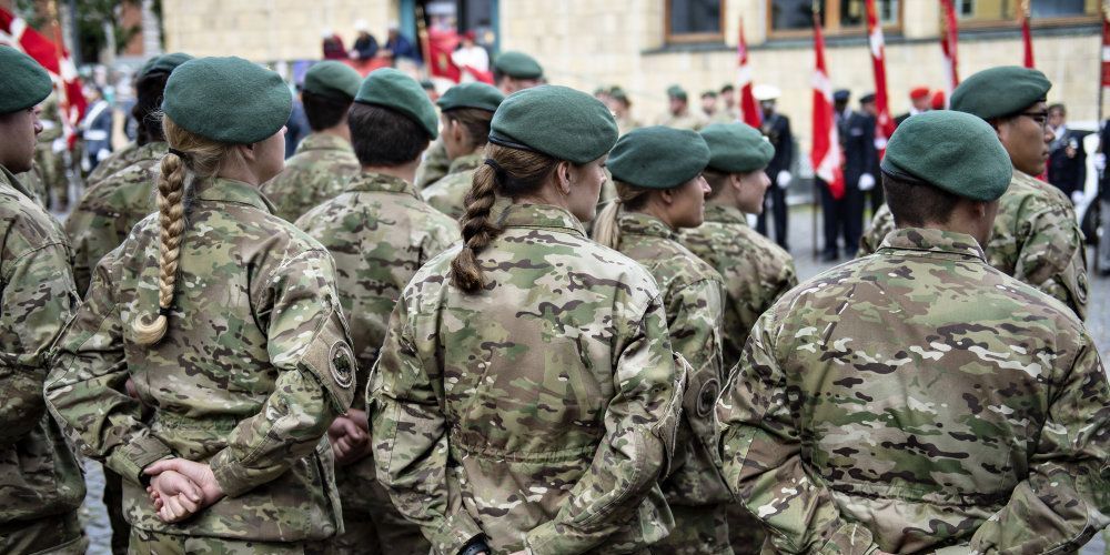Ansatte i Forsvaret har foretaget adskillige indkøb for udleverede rejsekredit uden nogen dokumentation eller kontrol, rapporterer Radio4. (Arkivfoto)