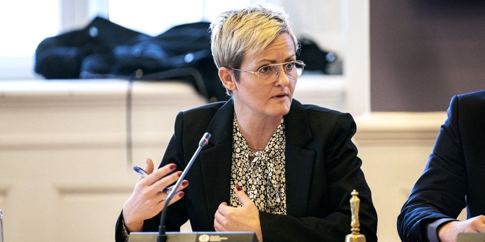 Børne- og undervisningsminister Pernille Rosenkrantz-Theil (S) skal sørge for, at der kan indføres minimumsnormeringer i dagsinstitutionerne i 2025. (Arkivfoto)