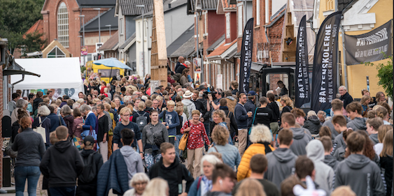 Sidste år besøgte 30.000 gæster Kulturmødet på Mors, men i år går programmet digitalt pga risikoen for coronasmitte.