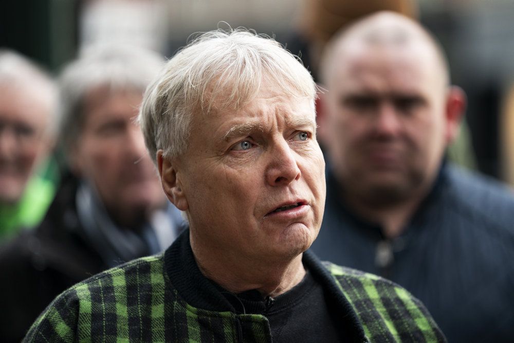 Uffe Elbæk holdt mandag aften møde med Alternativets bestyrelse i Københavns Storkreds. Han afviser en opfordring fra kredsbestyrelsen om at stille op til et dialogmøde torsdag aften. (Arkivfoto)