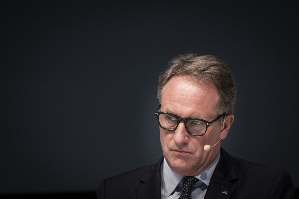 Direktør i Dansk Industri Lars Sandahl Sørensen håber, at der er politisk vilje til at tage hånd om de butikker og forretninger, der skal lukke onsdag. (Arkivfoto)