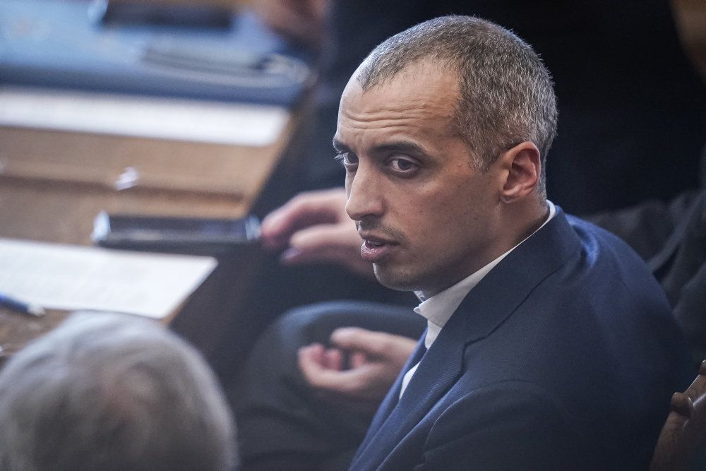 Udlændinge- og integrationsminister Mattias Tesfaye (S) stopper Dublin-overførelser for at forhindre coronasmitte i at brede sig i asylsystemet.
