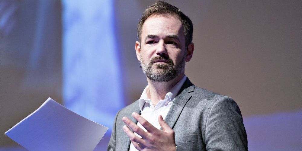Formand for KL Jacob Bundsgaard mener, at det bestemt er muligt at lukke kommunerne i det omfang, som regeringen ønsker for at mindske smitterisiko. Det bliver svært, og hverdagen kommer til at se anderledes ud, men det er muligt. (Arkivfoto)