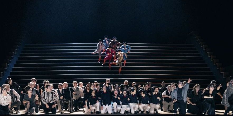 Carmen er måske en af de forestillinger, som operaelsker udenfor hovedstaden også gerne vil opleve. Den spiller i 2019-20 på Operaen i København.