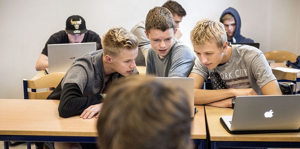 Børne- og undervisningsministeren vil undesøge yderligere, før hun er klar til at melde ud, om der skal være færre karakterer i gymnasiet. (Arkivfoto).