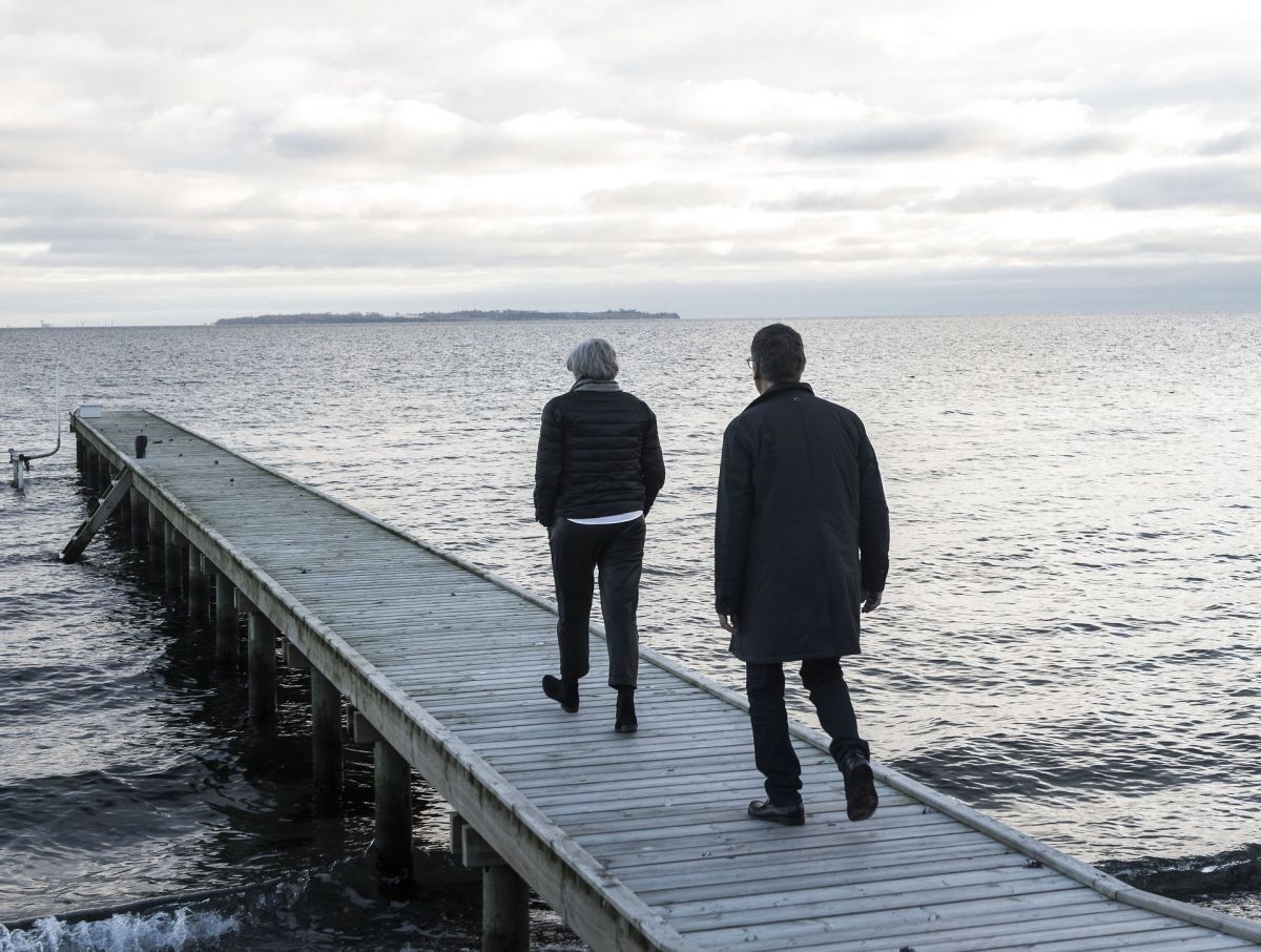 En ny badebro indgår i en hjælpepakkke til turistlivet i Hedensted Kommune. Flere byråd er meget optaget af corona-krisen i turisterhvervet.