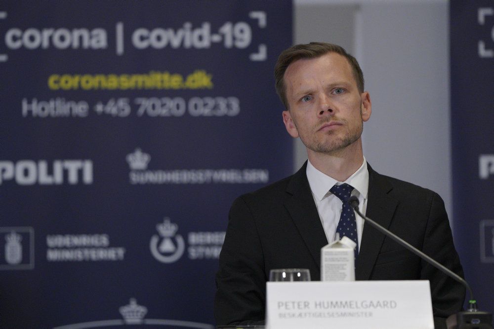 Beskæftigelsesminister Peter Hummelgaard (S) på et pressemøde torsdag om regeringens og myndighedernes indsats for at dæmme op for coronakrisen.