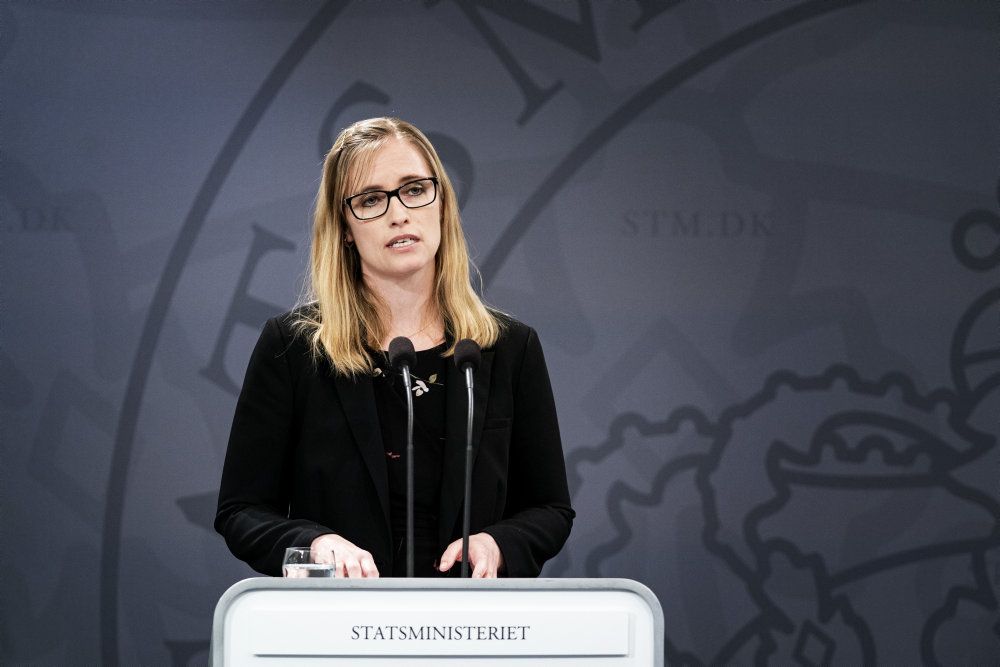 Formanden for Danske Regioner, Stephanie Lose (V), mener, at regionerne har sikret sig en stabil forsyning af værnemidler for nu - men at der i fremtiden skal tages nogle beslutninger for at sikre den permanent. (Arkivfoto)