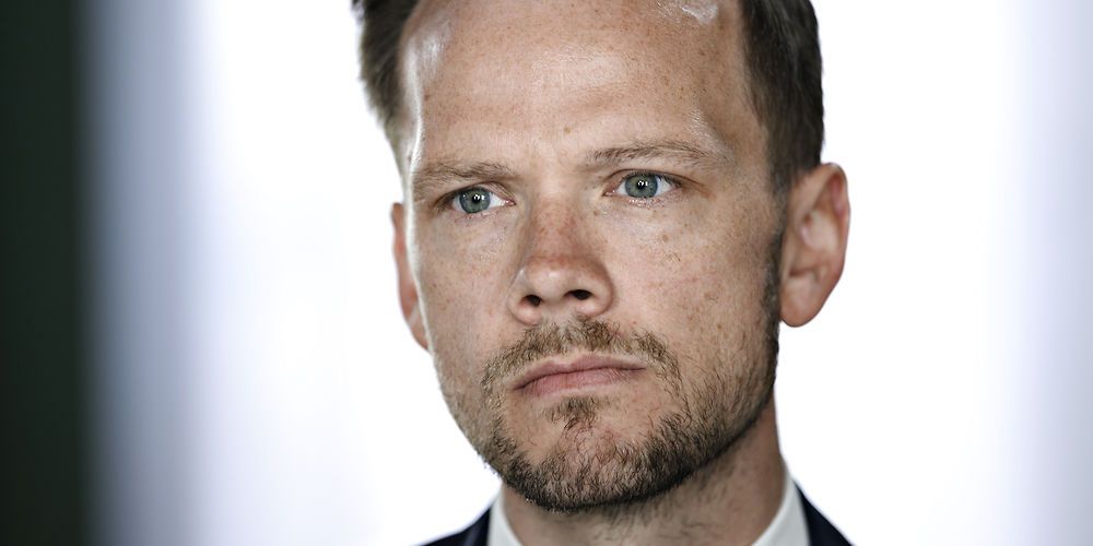 (Arkiv) Beskæftigelsesminister Peter Hummelgaard må tage ansvar for STAR's skiftende meldinger til kommunerne, skriver NB-Beskæftigelses redaktør i en kommentar.
