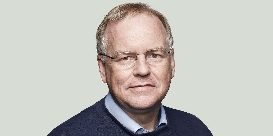 Formand for KL's socialudvalg Thomas Adelskov (S) efterlyser "klare retningslinjer", når bo- og opholdssteder åbner for besøgende.