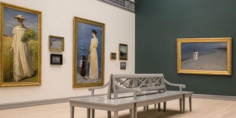 Inden for i Plesnersalene på Skagens Museum.
