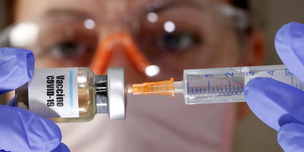 Verdenssundhedsorganisationen og Det Europæiske Lægemiddelagentur vurderer, at der vil gå 12 til 18 måneder, før en eventuel vaccine mod Covid-19 kan være klar. Den vurdering deler den danske lægemiddelstyrelse. (Modelfoto)