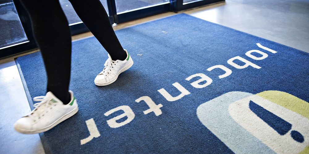(Arkiv) KL forventer snarlig bekendtgørelse om, at ledige igen kan indkaldes til fysiske samtaler på jobcentre og deltage fysisk i virksomhedstilbud. Dog indtil videre kun i Jylland og på Fyn.